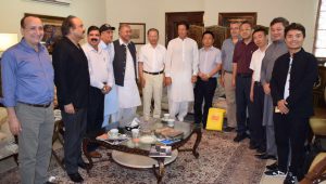 Group photo of Chinese Investors with Imran Khan